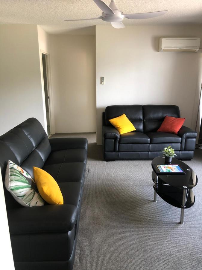 White Crest Apartments Hervey Bay Exterior photo