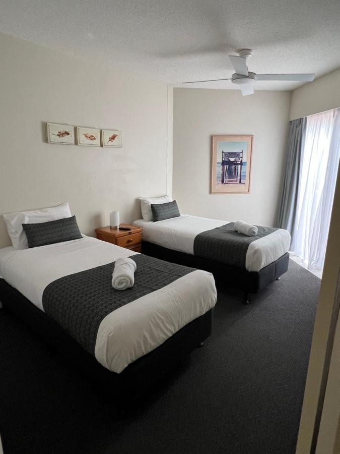 White Crest Apartments Hervey Bay Exterior photo