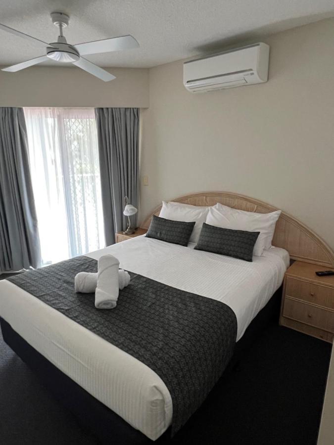 White Crest Apartments Hervey Bay Exterior photo